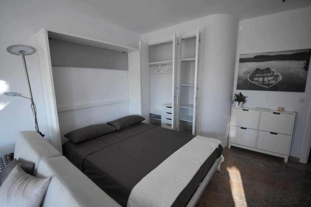 Atico Apartamento Loft Playa Victoria カディス エクステリア 写真